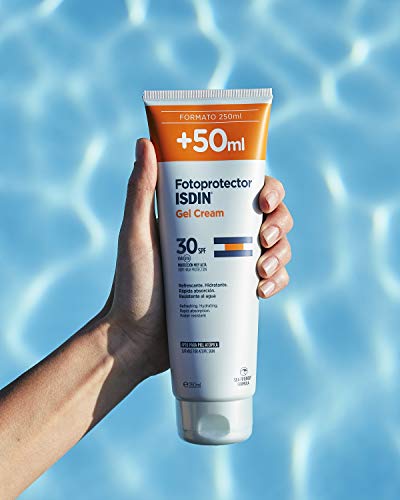 ISDIN Gel Cream Crema Solar Corporal Refrescante E Hidratante (SPF 30) - 250 ml.