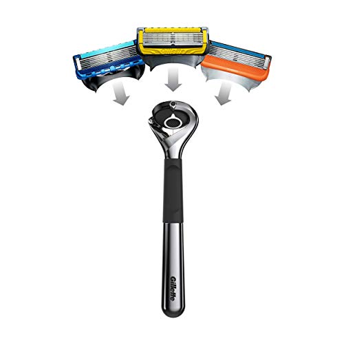 Gillette Fusion5 ProShield Set de regalo Maquinilla cromada, Edición Limitada, con 4 recambios y soporte