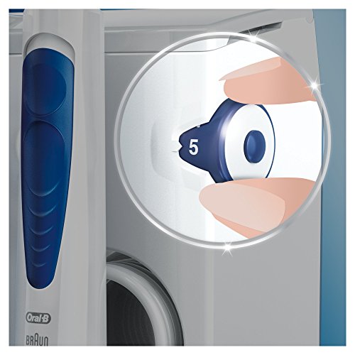 Oral-B PRO 2000 - Estación de Cuidado Bucal: Mango de Cepillo Eléctrico + Oxyjet Irrigador con Tecnología Braun, 4 Cabezales Oxyjet, 3 Cabezales de Recambio