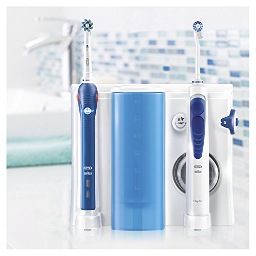 Oral-B PRO 2000 - Estación de Cuidado Bucal: Mango de Cepillo Eléctrico + Oxyjet Irrigador con Tecnología Braun, 4 Cabezales Oxyjet, 3 Cabezales de Recambio