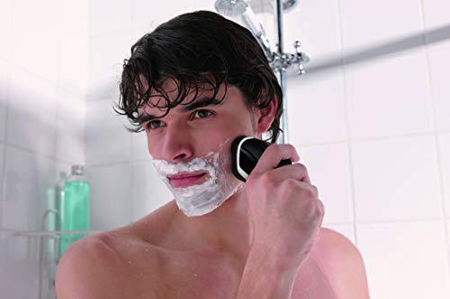 Philips AT620 AquaTouch Wet and Dry Rechargeable Electric Men Rotary Shaver