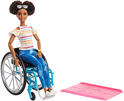 Barbie Fashionista Muñeca morena en silla de ruedas (Mattel GGV48) , color/modelo surtido