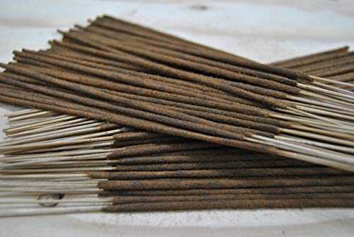 HARI HARA Incienso Natural Artesano de la India – 108 uds. – Incense Premium Pack XXL – Contiene 9 Tipos de Las fragancias más selectas del Indostán: 12 uds. de Cada Variedad.