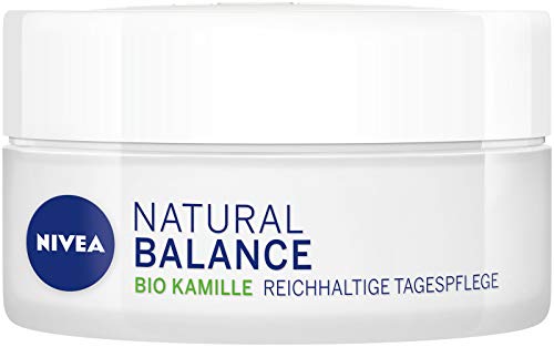 Nivea - Crema hidratante de día Nivea Natural Balance (50 ml), con aloe vera orgánico, aceite de jojoba y almendra, crema de día para piel normal y mixta