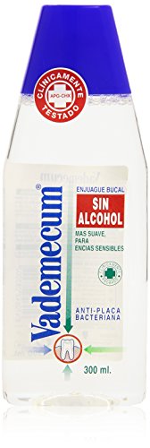 Vademecum Enjuague Bucal sin Alcohol Antiplaca Bacteriana - 300 ml