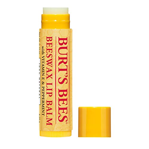 Bálsamo labial hidratante de origen 100 % natural Best of Burt's Bees. Pack múltiple con cera de abejas original, fresa, coco y pera y vainilla con cera de abejas y extractos de frutas - 4 tubos