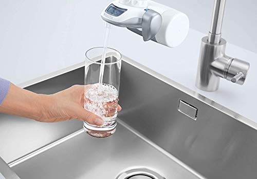 BRITA On Tap Sistema de Filtración para grifo – Agua filtrada de excelente sabor – Incluye 1 filtro para grifo BRITA ON TAP – 600 litros de agua filtrada por cartucho – Color blanco