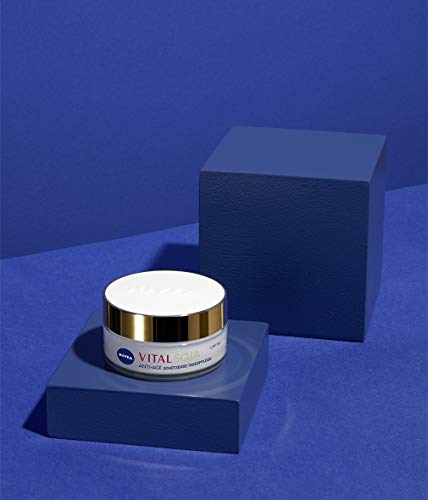 Crema protectora de soja Nivea Vital FPS 30 (50 ml), fórmula reafirmante con extracto de soja natural, cuidado hidratante con alta protección para arrugas