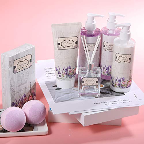 Cesta de Regalo de Spa para Mujer - Body&Earth Cesta de Regalo de 10 Piezas a Rosa y Lavanda, Incluye Gel de Ducha, Bomba de Baño, Loción Corporal, Baño de Burbujas, Crema de Manos, Set de Regalo