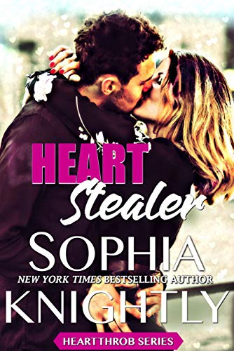 Heart Stealer: A gorgeous, feel good Christmas romance novel (Heartthrob Series Book 6) (English Edition)