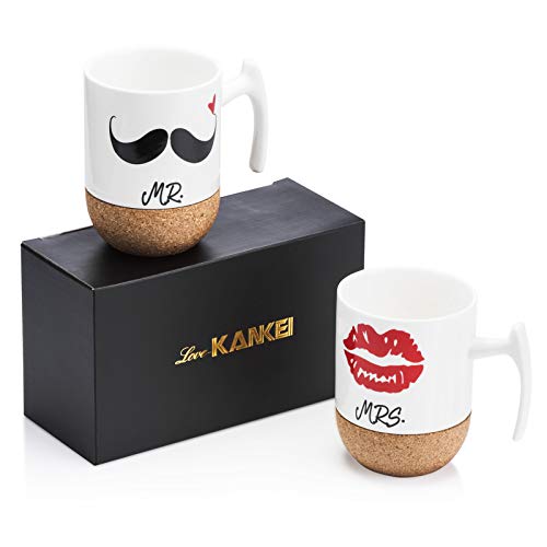 Love-KANKEI® Mr Mrs Tazas de cerámica con fondo de corcho novedoso - Regalos de boda / Aniversario Regalos de boda para parejas - Juego de 2 / 10.5 oz