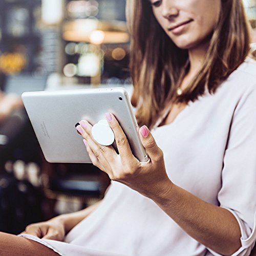 Stylist By Day Gamer By Night Hair Beauty Salon Stylist Gift PopSockets Agarre y Soporte para Teléfonos y Tabletas