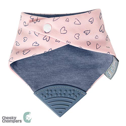 Baberos mordedores para niños y bebés – babero tipo cuello con mordedor de silicona – Diseño pañoleta multi-galardonado de Cheeky Chompers – Súper higiénico + absorbente (Made with Love)