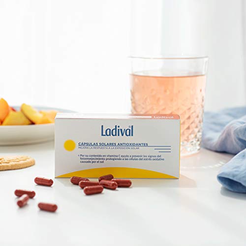 Ladival Cápsulas Solares Antioxidantes para un bronceado homogeneo - 30 Unidades