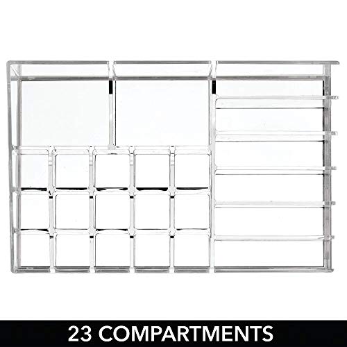 mDesign Práctico organizador de maquillaje – Decorativa caja para guardar cosméticos como esmaltes de uñas o polveras – Expositor de maquillaje con 17 compartimentos – transparente/plateado mate