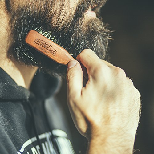 Cepillo Para Barba Vegano - Cerdas Vegetales para el cuidado de la Barba y Bigote - De Golden Beards - El Mejor y Único Peine Vegano para el cuidado personal - Producto Realizado a mano en Alemania