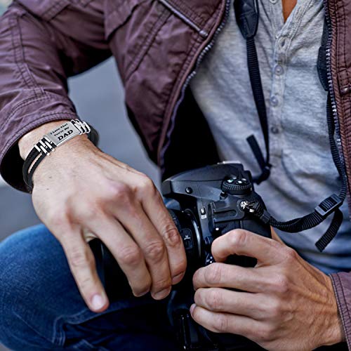 Gkmamrg Hombre Pulsera con Grabado I Love That You 're my Dad Silicona Negro Acero Inoxidable Trenzado Brazo Maduro con Caja de Regalo para Dad Papa Père Regalo (I Love That You Are my Dad)