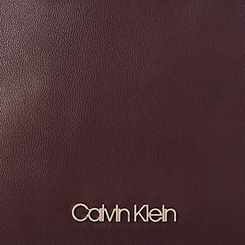 Calvin Klein Chained Conv Shoulderbag, Bolso de Hombro para Mujer, Rojo (Merlot), 50x19x28 centimeters (W x H x L)