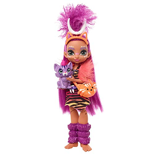 Cave Club Muñeca Roaralai, muñeca prehistórica con mascota y accesorios (Mattel GNL84)