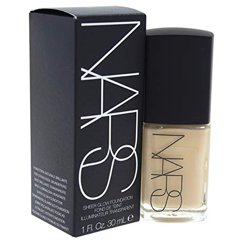 NARS Sheer Glow Foundation - Deauville (Light 4 - Light w/ Neutral Balance of Pink & Yellow Undertone) 30ml