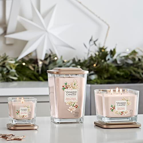 Yankee Candle Vela perfumada cuadrada pequeña de 1 mecha | Tuberosa nevada | Hasta 28 horas de tiempo de combustión | Colección Elevation con tapa de plataforma