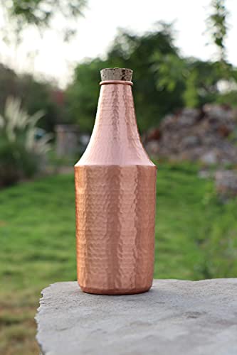 Copper Bottle With Cork Pure Hand Hammered 750.ml For Good Health Ideal For New Year Birthday Mother's Day Father's Day Gift For Girl Woman Boy Man (Brown)