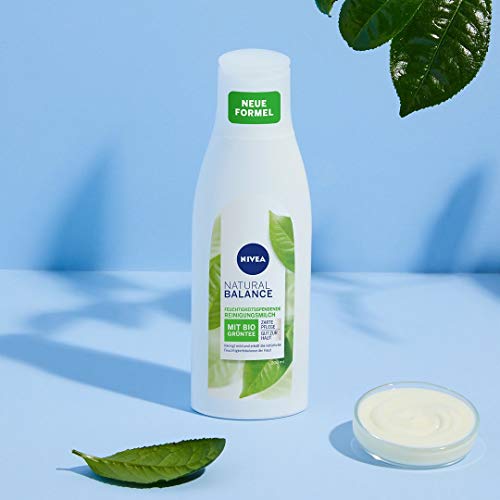 NIVEA Natural Balance - Leche limpiadora facial (200 ml), té verde y aceite de semillas de colza, leche limpiadora que elimina el maquillaje a fondo y cuida