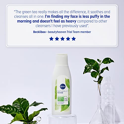 Nivea Naturally Good Limpiador Lácteo (200 ml), limpiador facial con 99% de ingredientes de origen natural, limpiador facial con té verde orgánico, limpiador de piel natural, paquete de 6