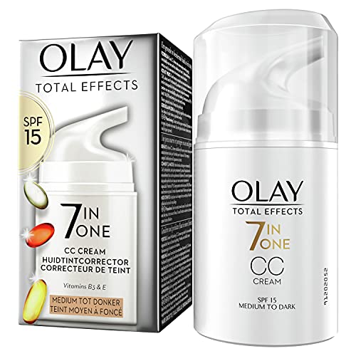 Olay Total Effects - Crema hidratante 7 en 1 CC con SPF 15 para mujeres, tipos de piel mediana a oscura 50 ml, crema de día con vitamina E, B3 y B5, cobertura inmediata y uniforme