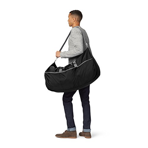 Amazon Basics - Bolsa grande de viaje/deporte (lona, 98 l), color negro