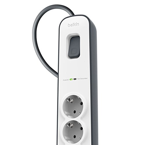 Belkin BSV401 SurgeStrip - Tira de protección contra sobretensiones de 4 vías con conexiones USB (2.4 A), blanco