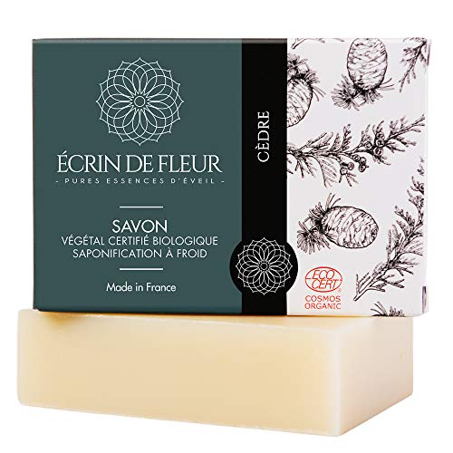 Écrin De Fleur - Jabón Orgánico de Cedro para Hombres, Jabon Artesanal con Aceites Esenciales de Madera de Cedro y Pachulí, Fragancia Amaderada de los Alpes, Calmante y Reparadora 1x100g