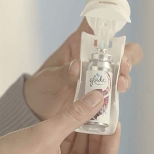 GLADE Recambio para Ambientador Un-Toque, Aroma Marine, By Brise Fragancia Elimina los Malos Olores, Hasta 10 Veces Más Fresco, 12 Unidades