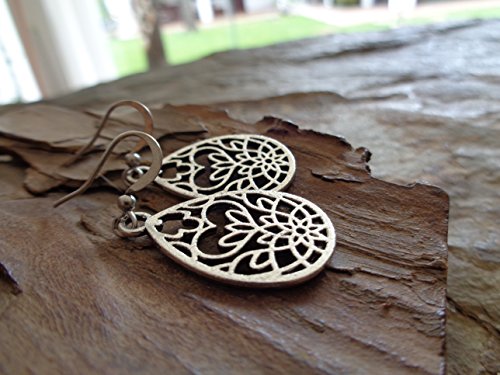 ✿ LOTUS FLOWER DEW DROPS ✿ Pendientes con tachuelas