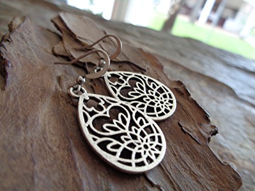 ✿ LOTUS FLOWER DEW DROPS ✿ Pendientes con tachuelas