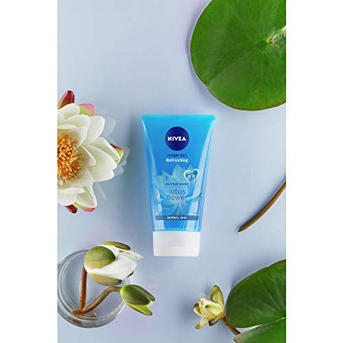 NIVEA Gel Limpiador Refrescante al Agua (1 x 150 ml), con agua purificada y flor de loto para el cuidado facial, limpiador facial enriquecido con vitamina E