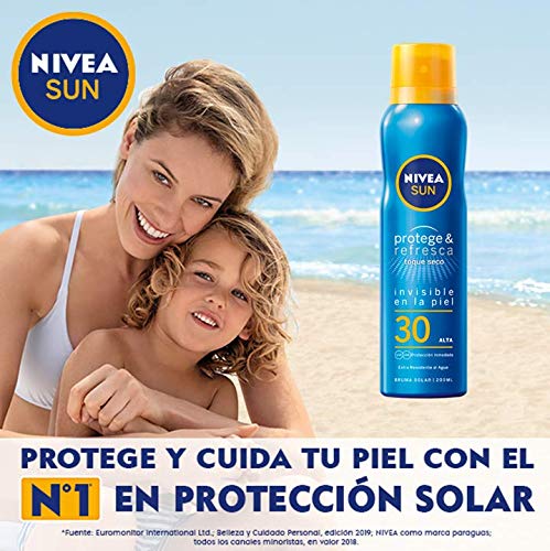 Nivea Sun Protege y Refresca Spray FP30, Protección Solar Alta, 200ml