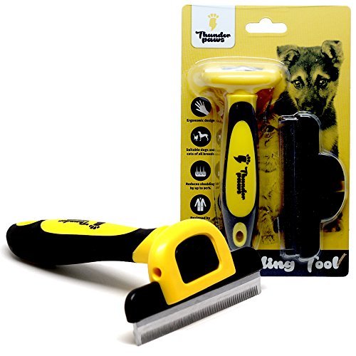 Thunderpaws Peine Profesional para Mascotas, Herramienta de Cuidado para Perros, D-Shedz para Razas de Perros, Gatos con Pelo Corto o Largo, Pequeño, Mediano y Grande (Amarillo)