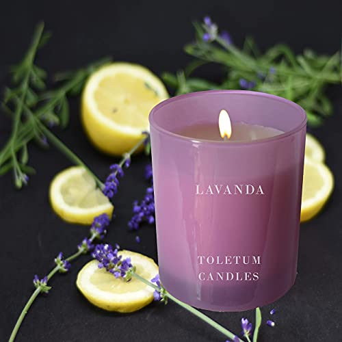 TOLETUM CANDLES Vela Aromática, Vela Perfumada de Lavanda (230g.) Vela Grande, En Vaso de Cristal, Cera de Soja Natural, Vegana, Velas Aromáticas Regalo, Larga Duración.