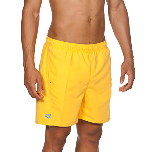 ARENA Fundamentals Logo Boxer Beach Short, Hombre, Lily Yellow-pix Blue, S