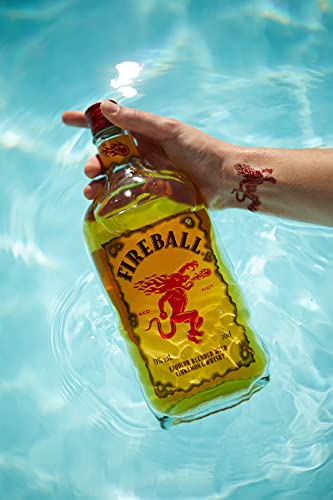 Fireball Cinnamon Whisky Con 7 Chupitos De Regalo -700 ml