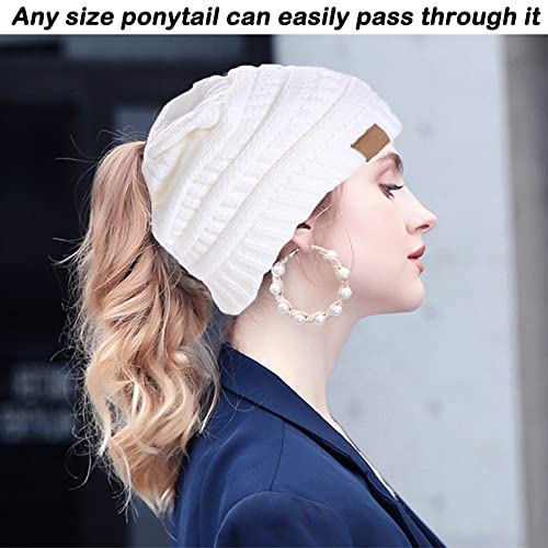 Gorro de Cola de Caballo,LYQQY 2 Piezas Gorro de Cola de Caballo de Punto Cálido y Elegante con Agujeros Ponytail Beanie Hat Mujer Gorros con Coleta para ir de Compras, Acampar, Correr, Caqui, Blanco