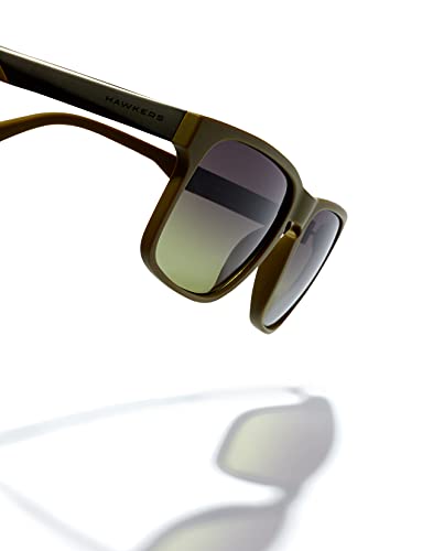 HAWKERS · Gafas de sol PEAK METAL para hombre y mujer. · OLIVE GRADIENT MOSS