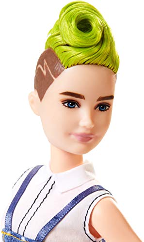 Barbie - Fashionista Muñeca con Cabello Verde Peinado y Peto Tejano (Mattel FXL57)