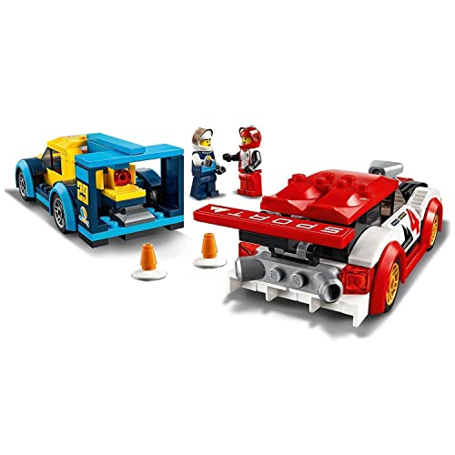 LEGO 60256 City Coches de Carreras para Niños 5 Años, Juguete de Construcción con Mini Figuras de Pilotos