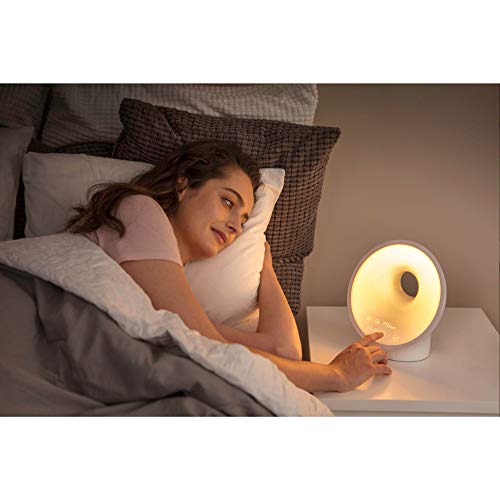 Philips Wake-up Light HF3651/01 Despertador de luz natural, múltiples luces y sonidos, luz de medianoche y radio FM, con cargador móvil, Plástico, Blanco, 12 x 19 x 19 cm, 1 kilogramo