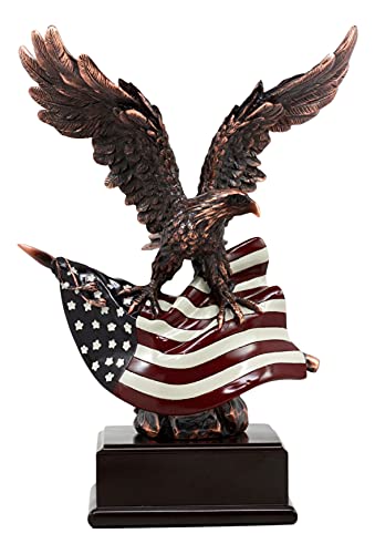 Alas de gloria águila calva con la bandera americana Bronce Figura de galvanizado libertad libertad patriótica Estatua