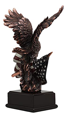 Alas de gloria águila calva con la bandera americana Bronce Figura de galvanizado libertad libertad patriótica Estatua