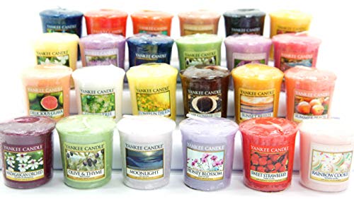 Yankee Candle 12 muestras votivas oficiales, surtido de fragancias Lucky Dip de toda la gama clásica.