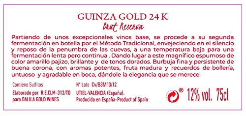 GUINZA GOLD 24K VINO ESPUMOSO BRUT RESERVA DE LA VARIEDAD CHARDONNAY 100%, DECORADO CON PARTICULAS DE ORO DE 24 QUILATES Y CON UNA LUZ LED EN LA BASE DE LA BOTELLA. CAJA DE MADERA Y FUNDA DE ALGODON.